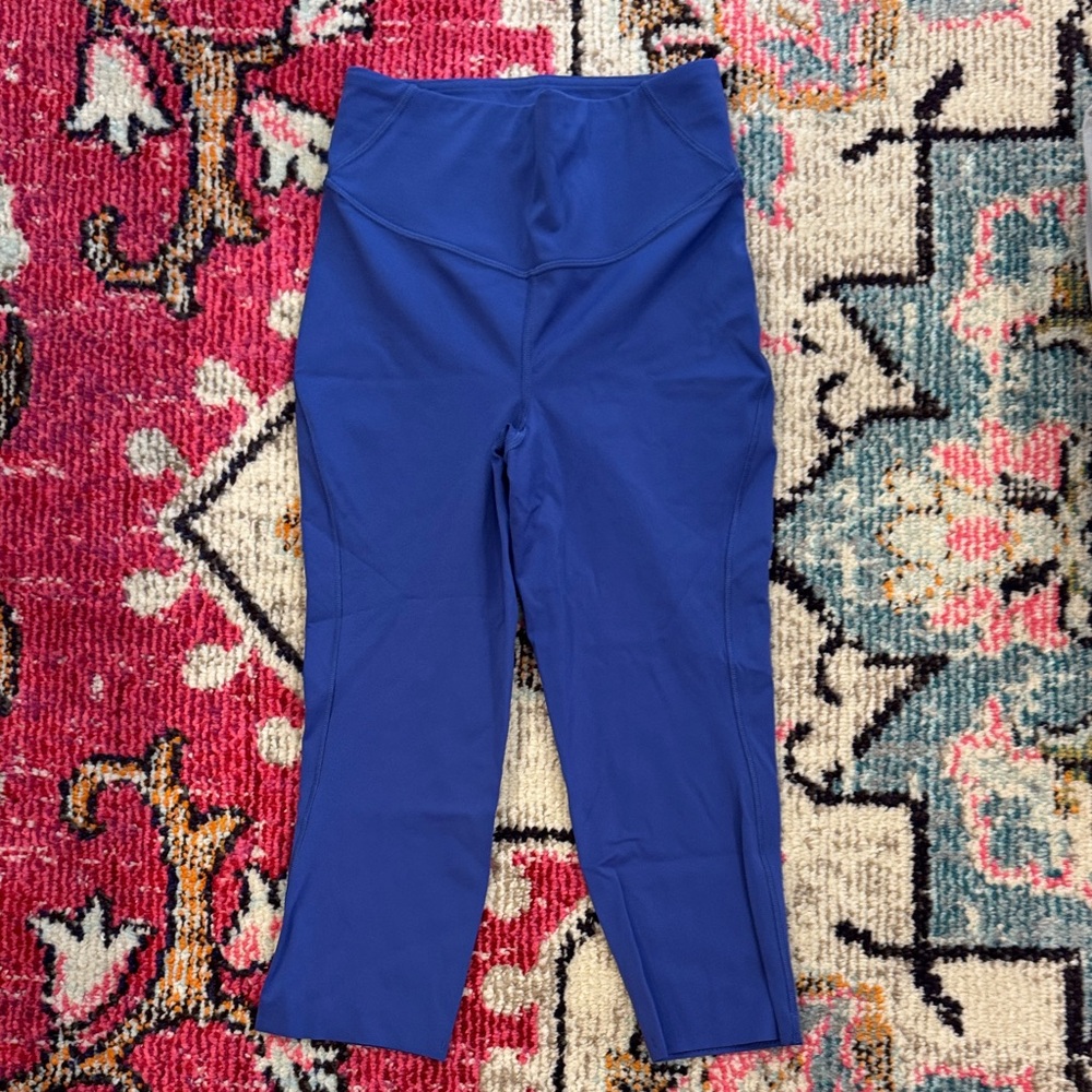 Lululemon Athletica Blue Capri Leggings- sz 2